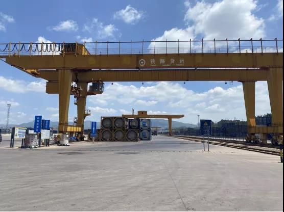 瑞和錦程邀請(qǐng)保山市發(fā)改委、交通局、商務(wù)局共赴鐵路專用線進(jìn)行調(diào)研學(xué)習(xí)