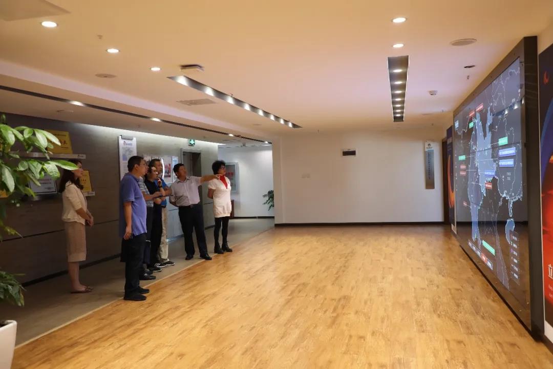 中國鐵路昆明局集團(tuán)有限公司貨運部領(lǐng)導(dǎo)蒞臨公司指導(dǎo)交流