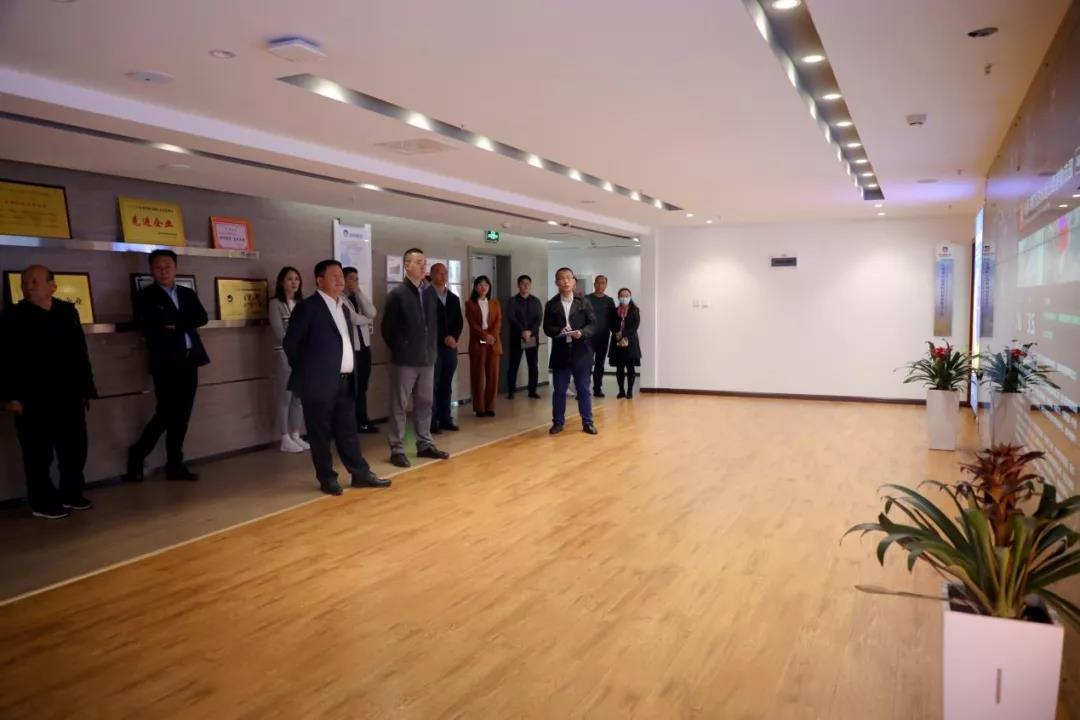 普洛斯中國領(lǐng)導(dǎo)一行蒞臨公司交流調(diào)研